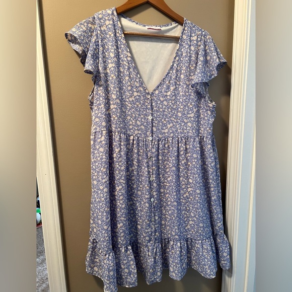 Pink Lily Dresses & Skirts - Pink Lily purple floral dress